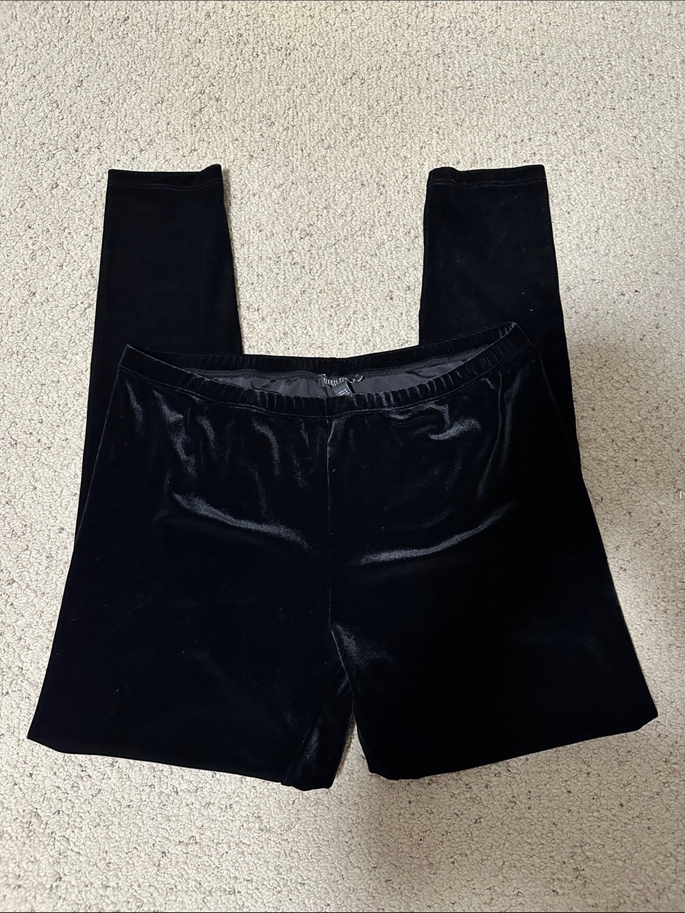 NWT Eileen Fisher Black Petite Velvet Leggings